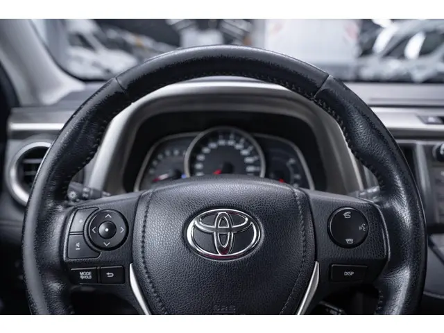 Toyota RAV4 2.2 D 150PK Edition 2015 Diesel 22