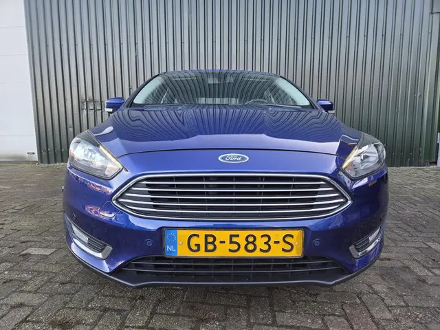 Ford Focus 1.5 Titanium Edition 2015 Benzine 8