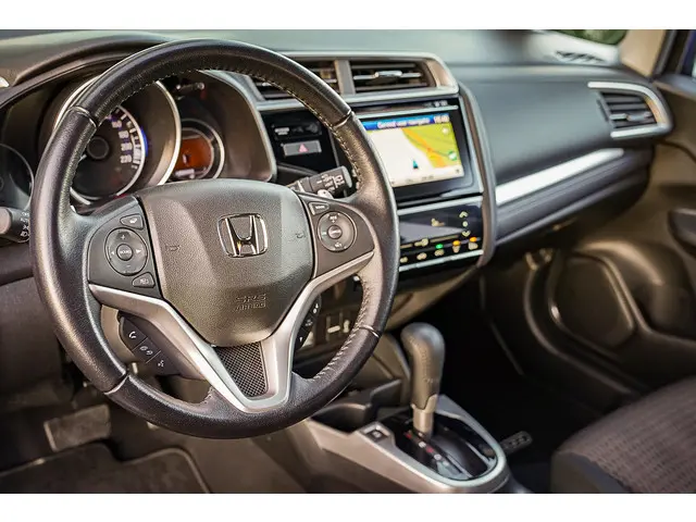 Honda Jazz 1.3i VTEC ELEGANCE 2019 Benzine 6
