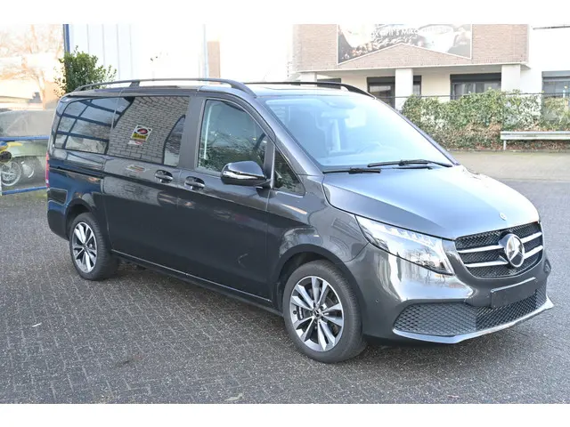 Mercedes-Benz V-Klasse 300d Lang Edition 2024 Diesel 14