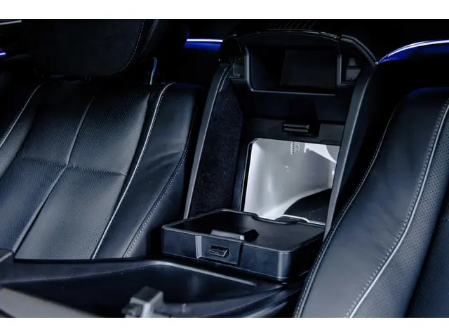 Mercedes-Benz GLS 600 Maybach 2021 Benzine 41
