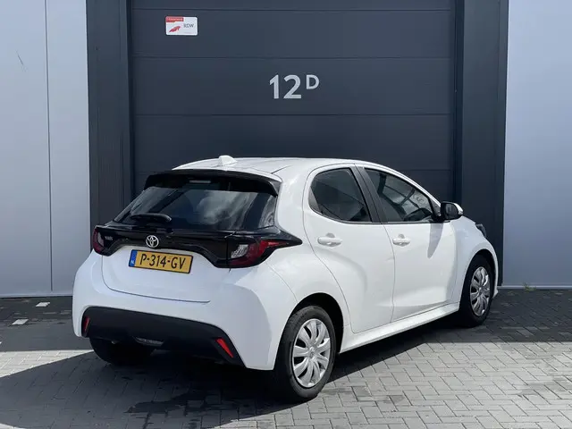 Toyota Yaris 1.0 VVT-i Active 2022 Benzine 3