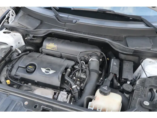 MINI Countryman Mini 1.6 Cooper S Chili 2013 Benzine 31