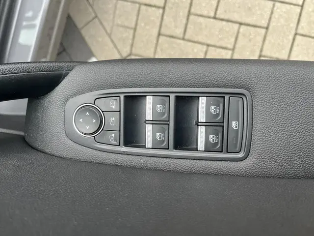Renault Captur TCe 100 Intens 2020 Benzine 16