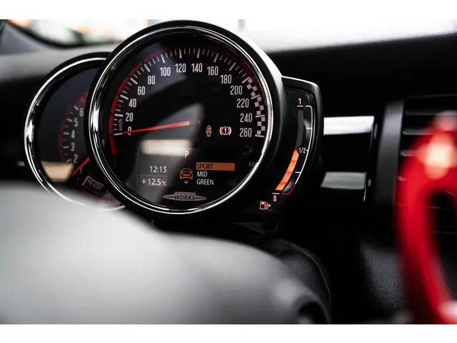 MINI Cooper Mini 2.0 John Works 2018 Benzine 39