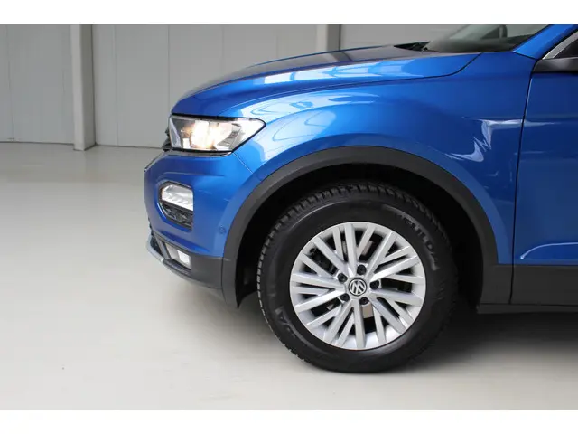 Volkswagen T-Roc 1.0 TSI Style Business 2019 Benzine 8