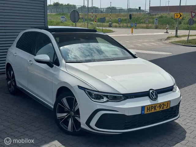 Volkswagen Golf 2