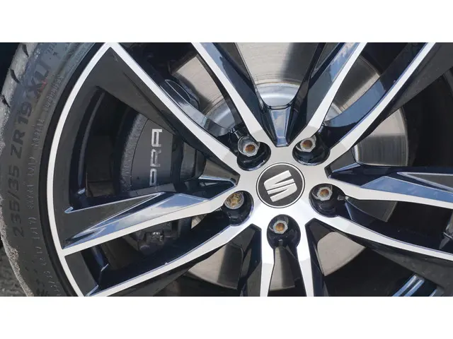 SEAT Leon ST Cupra 2.0 TSI 301pk 4DRIVE 2019 Benzine 62