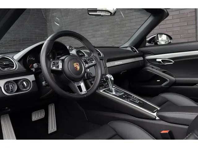 Porsche 718 Boxster GTS 25 Years 2021 Benzine 5