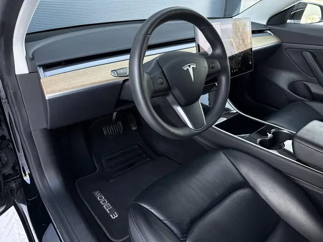 Tesla Model 3 Standard RWD Plus 60 kWh 2020 Elektrisch 7