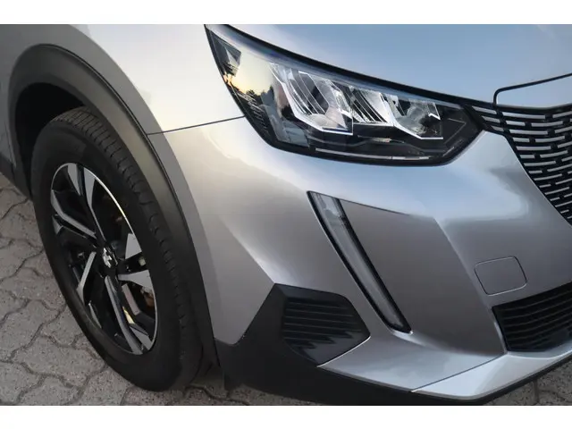 Peugeot e-2008 EV Allure 50 kWh 2021 Elektrisch 9