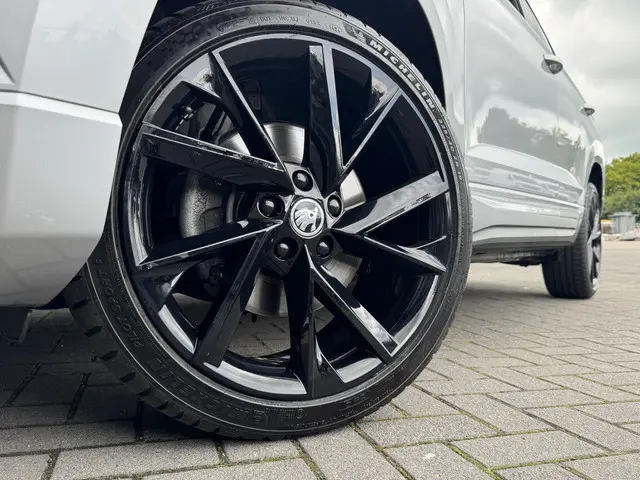 Škoda Karoq 1.5 TSI ACT SPORTLINE BUSINESS 2021 Benzine 28