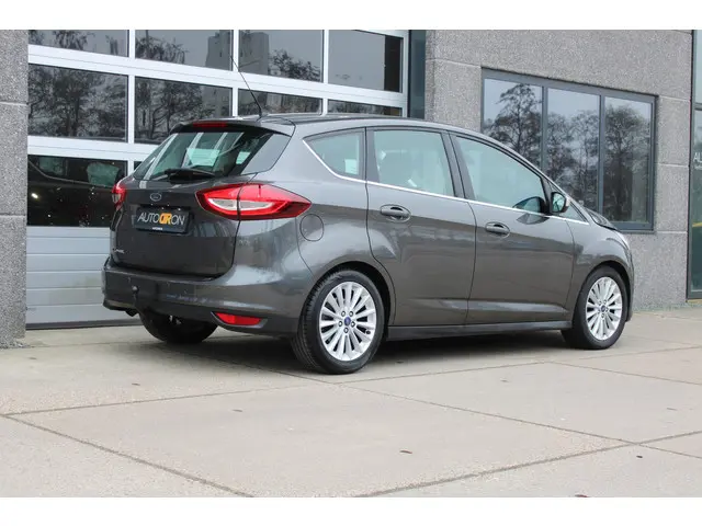 Ford C-MAX 1.5 TDCi 120 Pk Titanium 2016 Diesel 3
