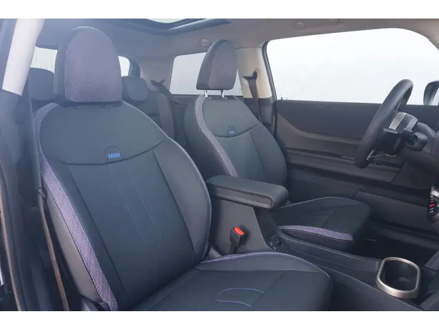 MINI 3-Deurs Mini Cooper C 2024 Benzine 7