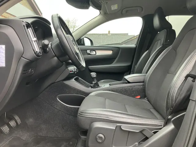 Volvo XC40 1.5 T3 2019 Benzine 6