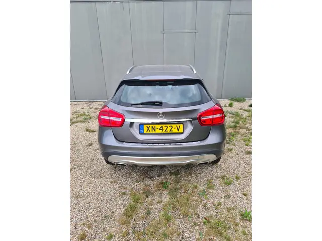 Mercedes-Benz GLA 180 Prestige 2015 Benzine 10