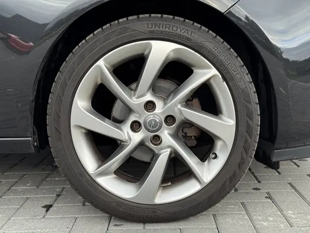 Opel ADAM 1.4 Glam 2013 Benzine 9