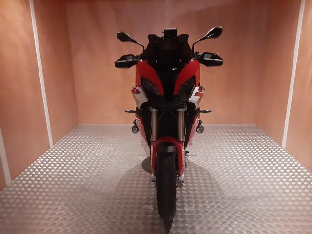BMW S 1000 XR 3