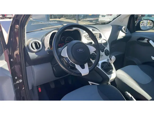 Ford Ka 1.2 Titanium X start/stop 2016 Benzine 15