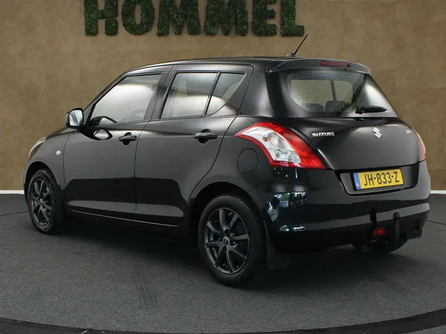Suzuki Swift 1.2 Exclusive 2015 Benzine 11