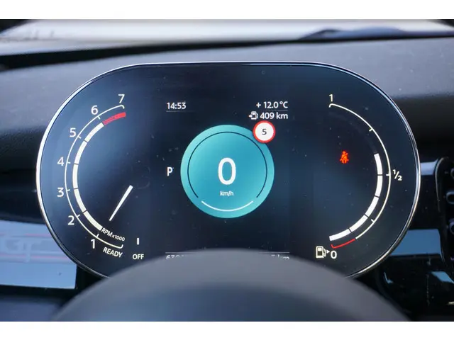 MINI 3-Deurs Cooper 2023 Benzine 26