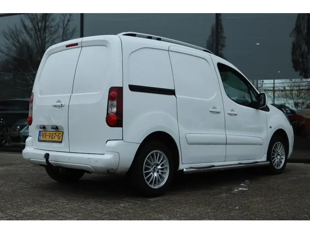 Citroën Berlingo 1.6 HDI 500 CLUB 2015 Diesel 2