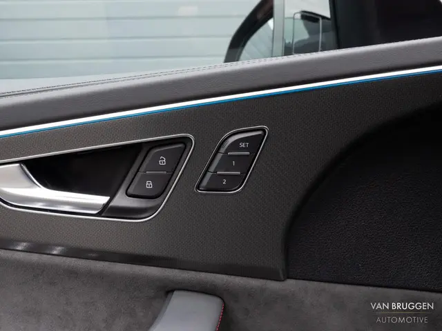 Audi RSQ8 4.0 TFSI V8 quattro 2021 Benzine 13