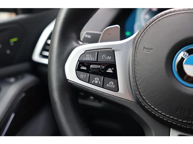 BMW X5 xDrive45e High Executive 2021 Hybride Benzine 62