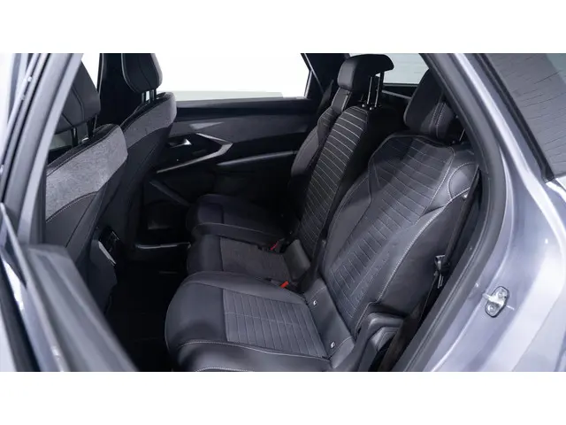 Peugeot 5008 1.2 PureTech Allure 2024 Benzine 50