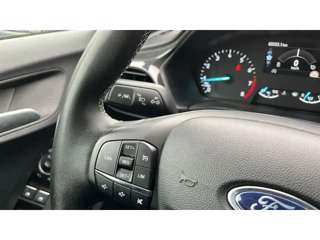 Ford Puma 1.0 EcoBoost Hybrid Titanium 2022 Benzine 11