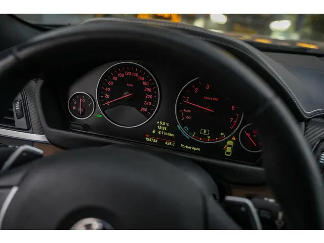 BMW 4 Serie Coupé 428i High Executive 2015 Benzine 19