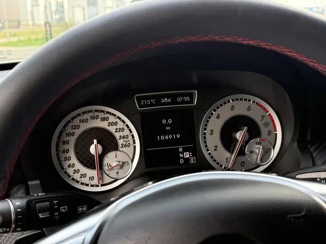 Mercedes-Benz A-Klasse 180 AMG 2013 Benzine 13