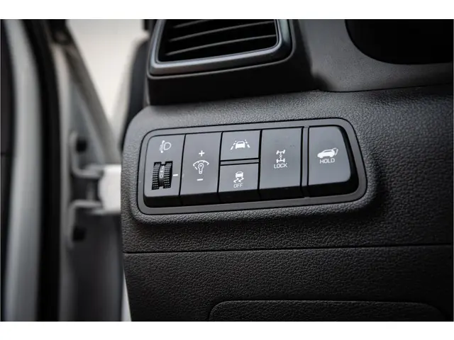 Hyundai Tucson 1.6 T-GDI N-Line 2019 Benzine 23