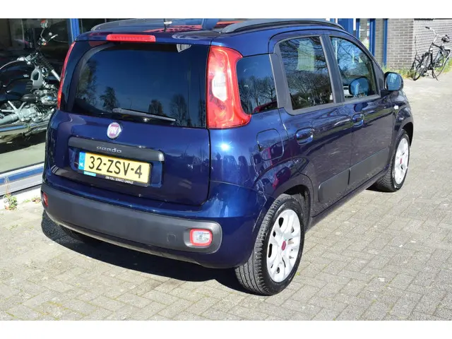 Fiat Panda 0.9 TwinAir Lounge airco 2013 Benzine 6