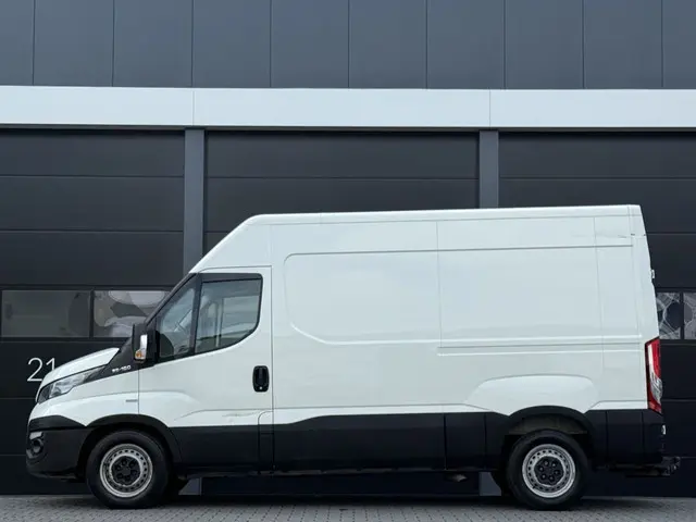 Iveco Daily 2.3 L2-H2 3-Pers EURO-6 2016 Diesel 2
