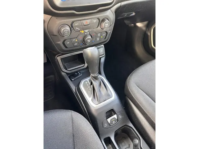 Jeep Renegade 1.4 MultiAir Longitude 2018 Benzine 5