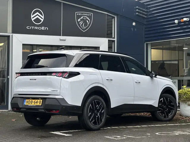 Peugeot 5008 2