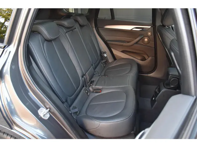 BMW X1 xDrive25i 2016 Benzine 20