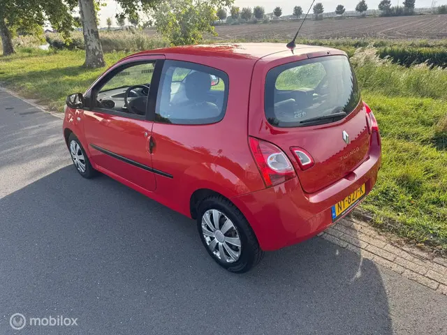 Renault Twingo 1.2 16V Dynamique airco 2014 Benzine 7