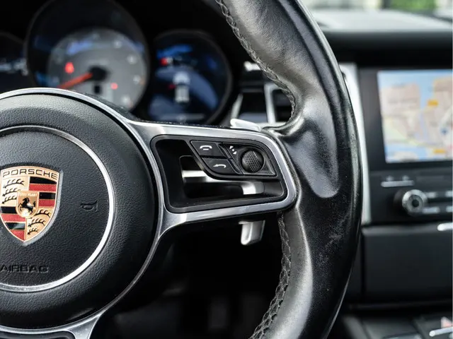 Porsche Macan 3.0 S 2017 Benzine 35