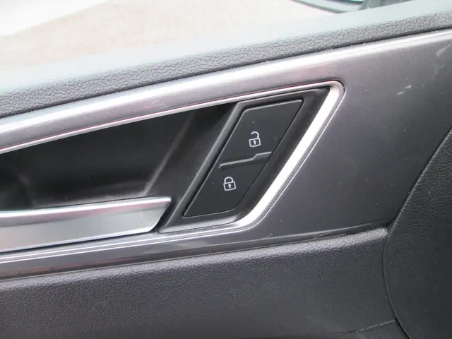 Volkswagen Polo 1.0 TSI Highline 2020 Benzine 8