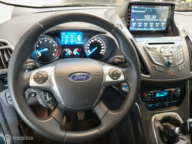 Ford Kuga 1.6 Titanium 2013 Benzine 14