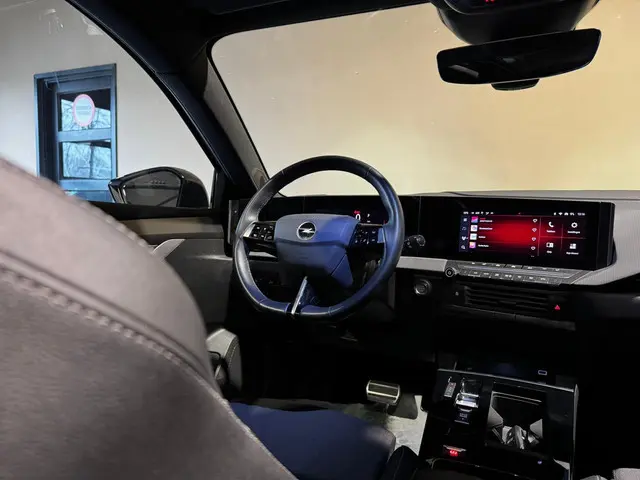 Opel Astra Sports Tourer 1.2 GS Line 2024 Benzine 20