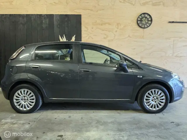 Fiat Punto Evo 1.2 8v * NW APK * Airco * 2013 Benzine 14