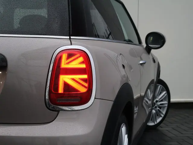 MINI Cooper Mini 1.5 Classic 2023 Benzine 11