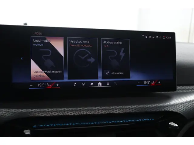 BMW 3 Serie Touring 330e 2025 Hybride Benzine 58