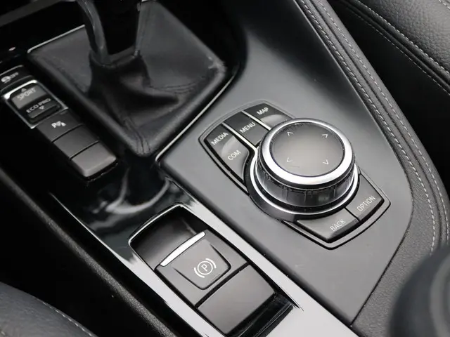 BMW X1 sDrive20i 2020 Benzine 11