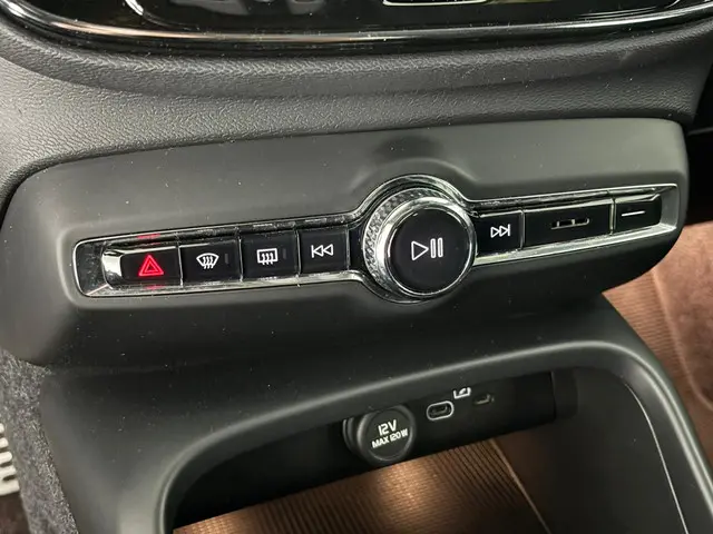 Volvo XC40 Recharge P8 AWD R-Design 2020 Elektrisch 12