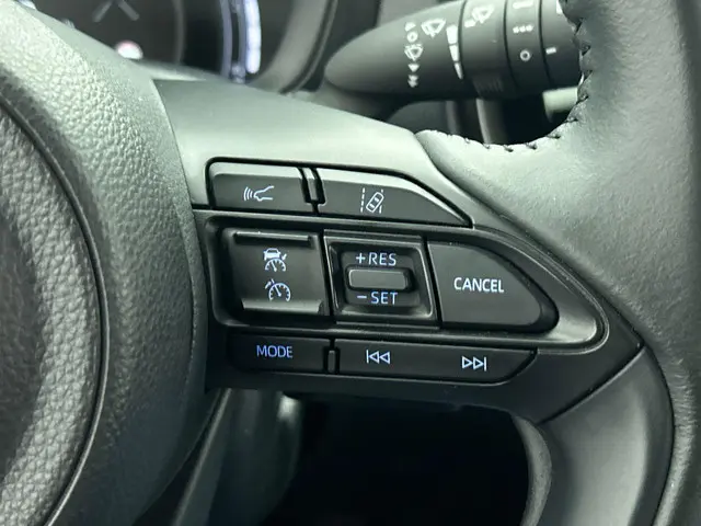 Toyota Aygo X 1.0 VVT-i MT Play 2023 Benzine 12