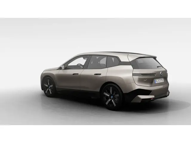 BMW iX xDrive40 2025 Elektrisch 2